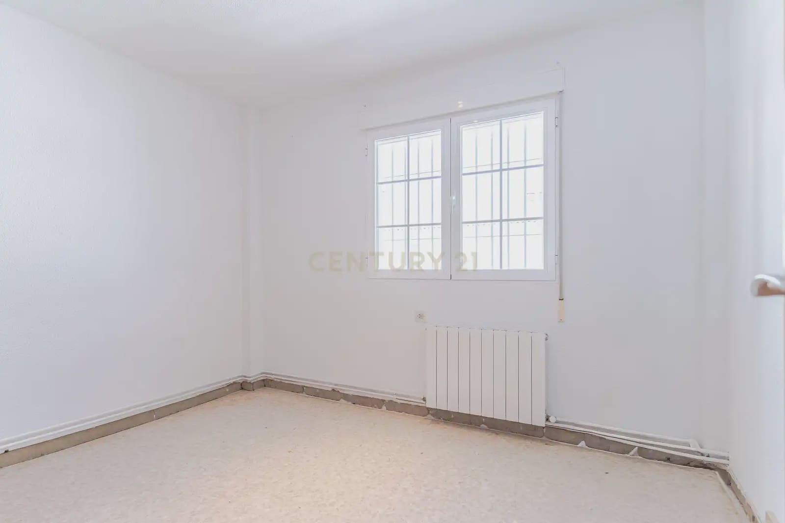 4 bedroom Townhouse for sale in Churriana de la Vega - € 259,000 (Ref: 9863727)