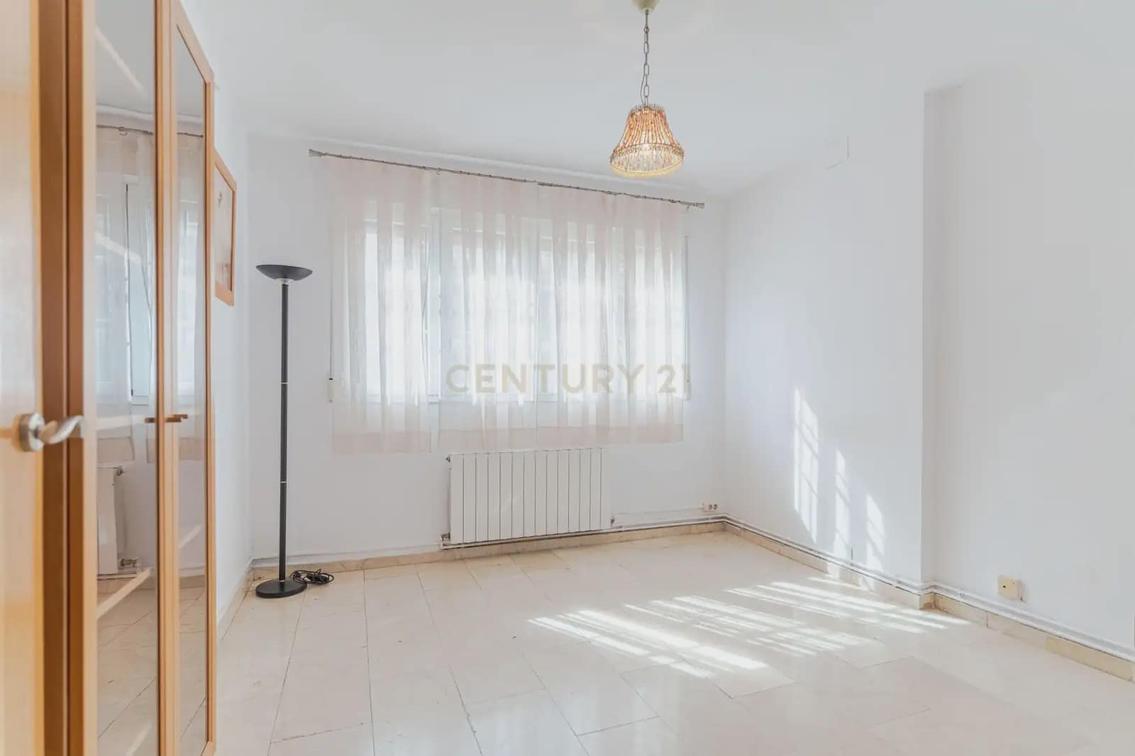 4 bedroom Townhouse for sale in Churriana de la Vega - € 259,000 (Ref: 9863727)