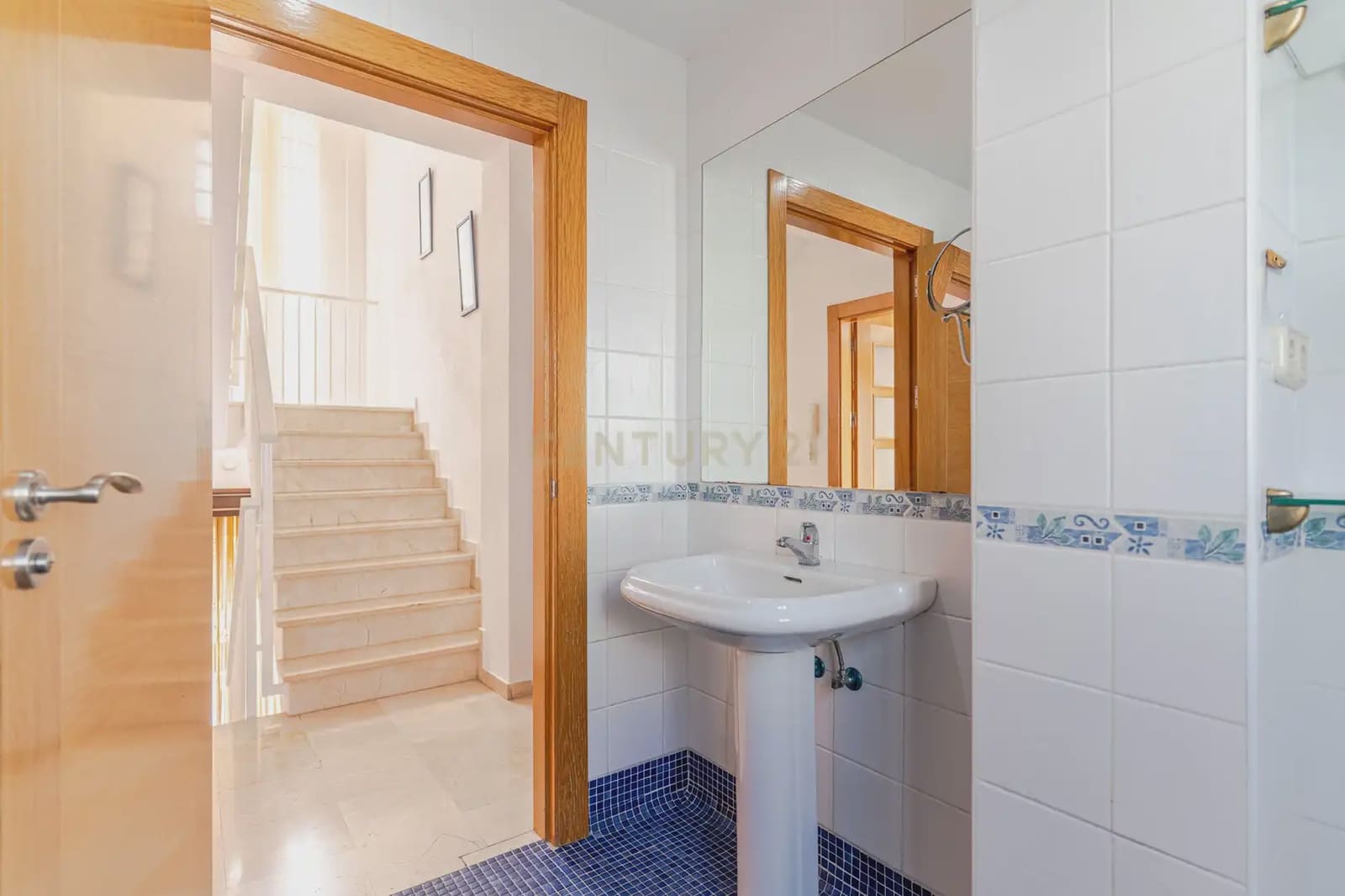 4 bedroom Townhouse for sale in Churriana de la Vega - € 259,000 (Ref: 9863727)