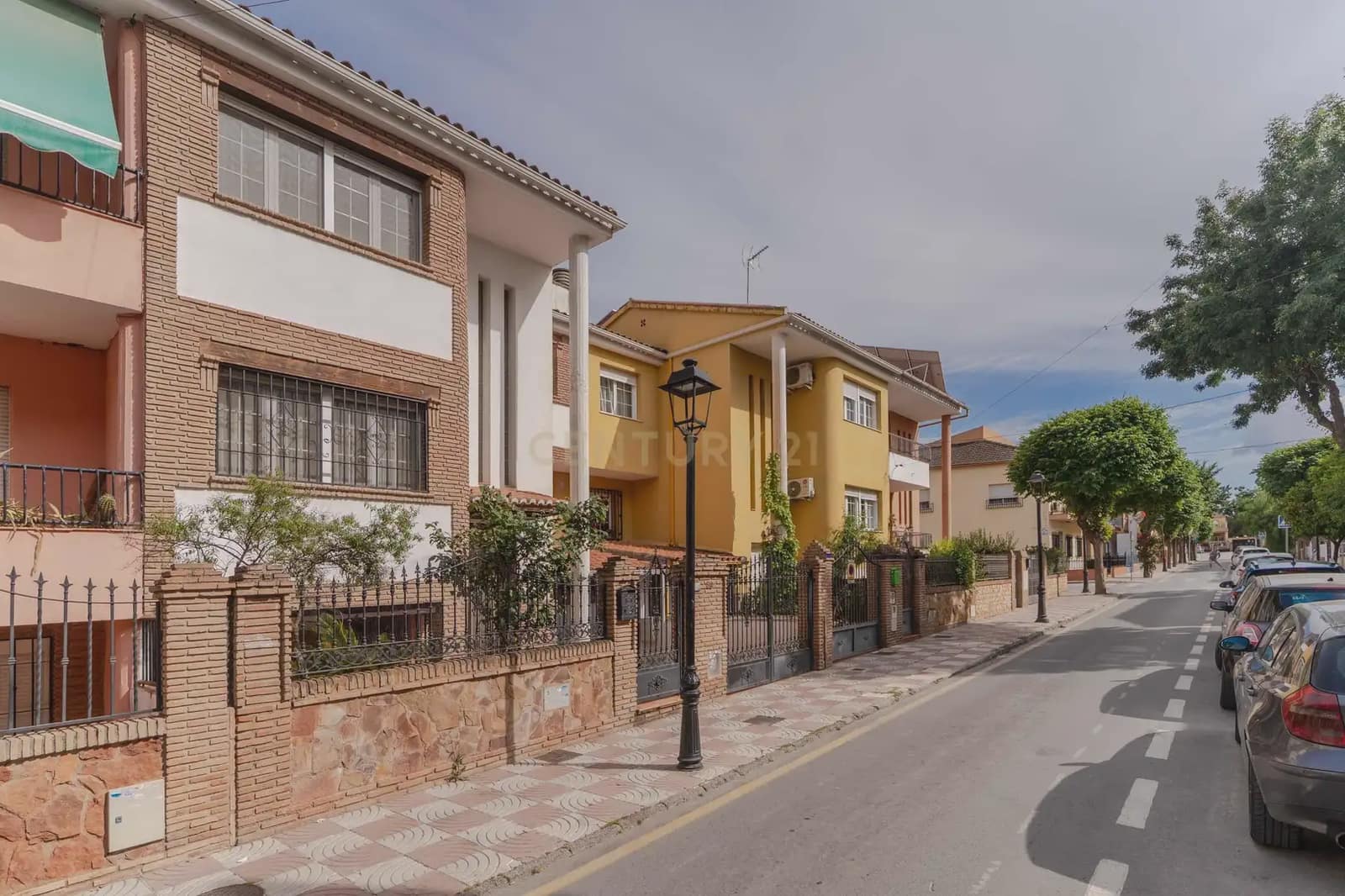 4 bedroom Townhouse for sale in Churriana de la Vega - € 259,000 (Ref: 9863727)