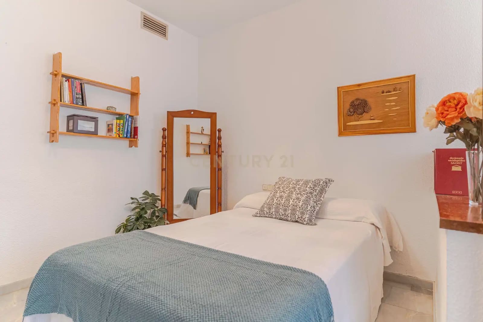 4 sypialnia Willa na sprzedaż w La Zubia z basenem - 445 000 € (Ref: 9863824)