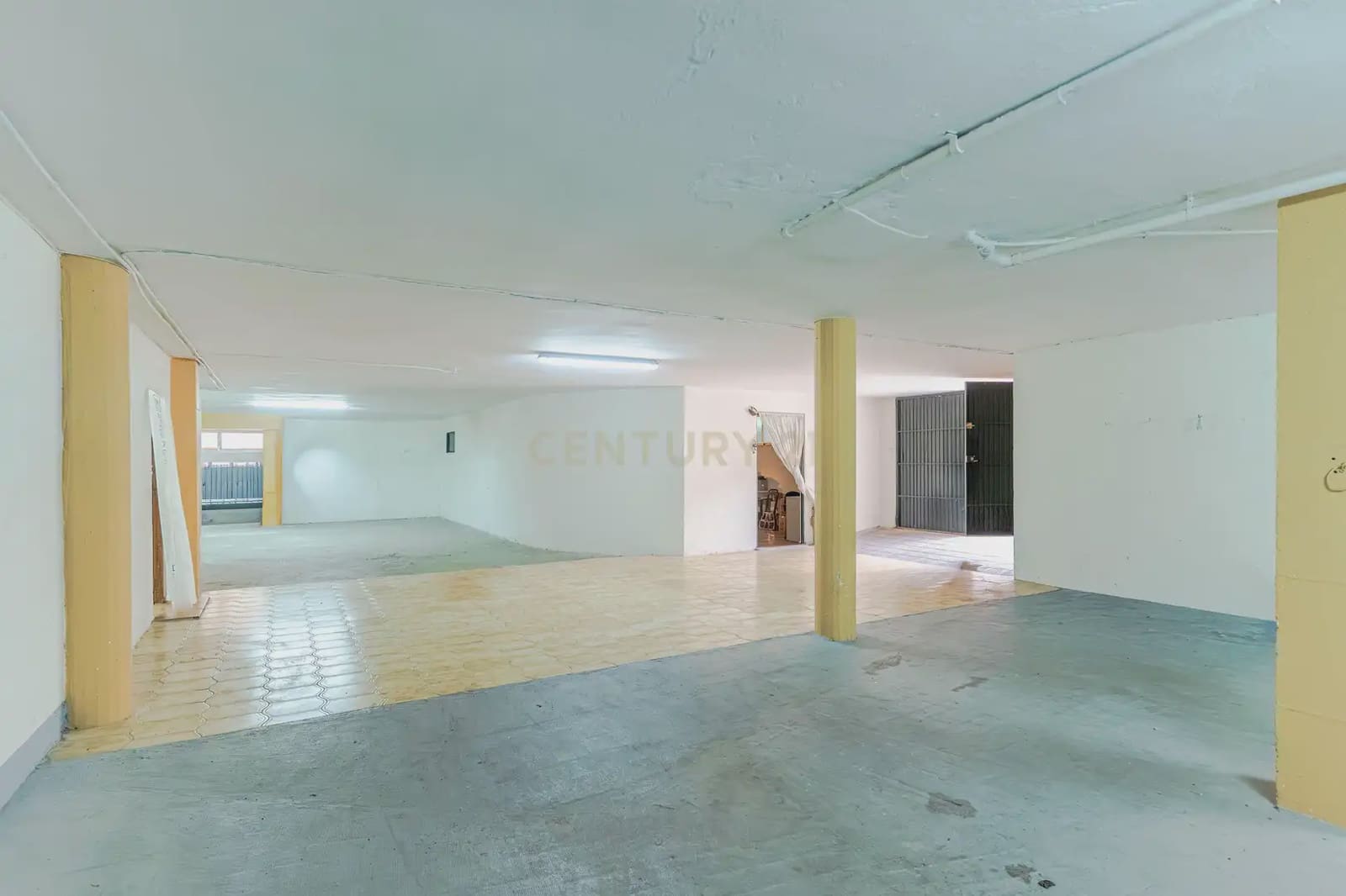 4 sypialnia Willa na sprzedaż w La Zubia z basenem - 445 000 € (Ref: 9863824)