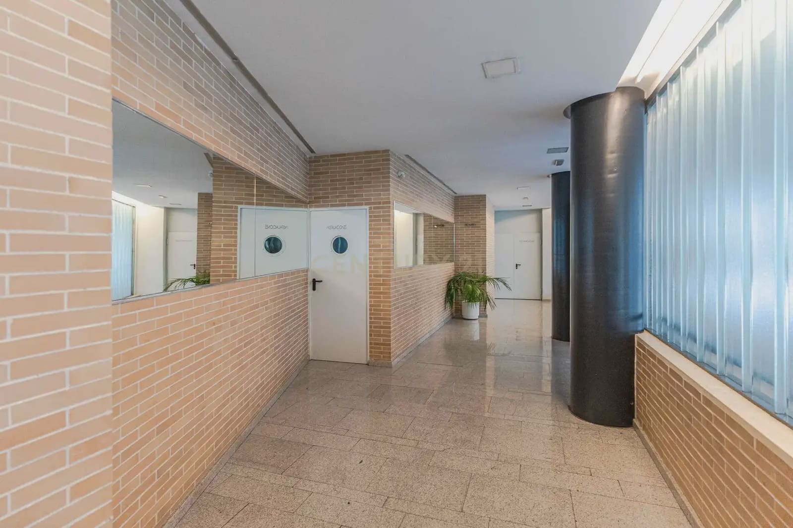 2 soveværelse Lejlighed til salg i Granada by med swimmingpool - € 194.000 (Ref: 9865542)