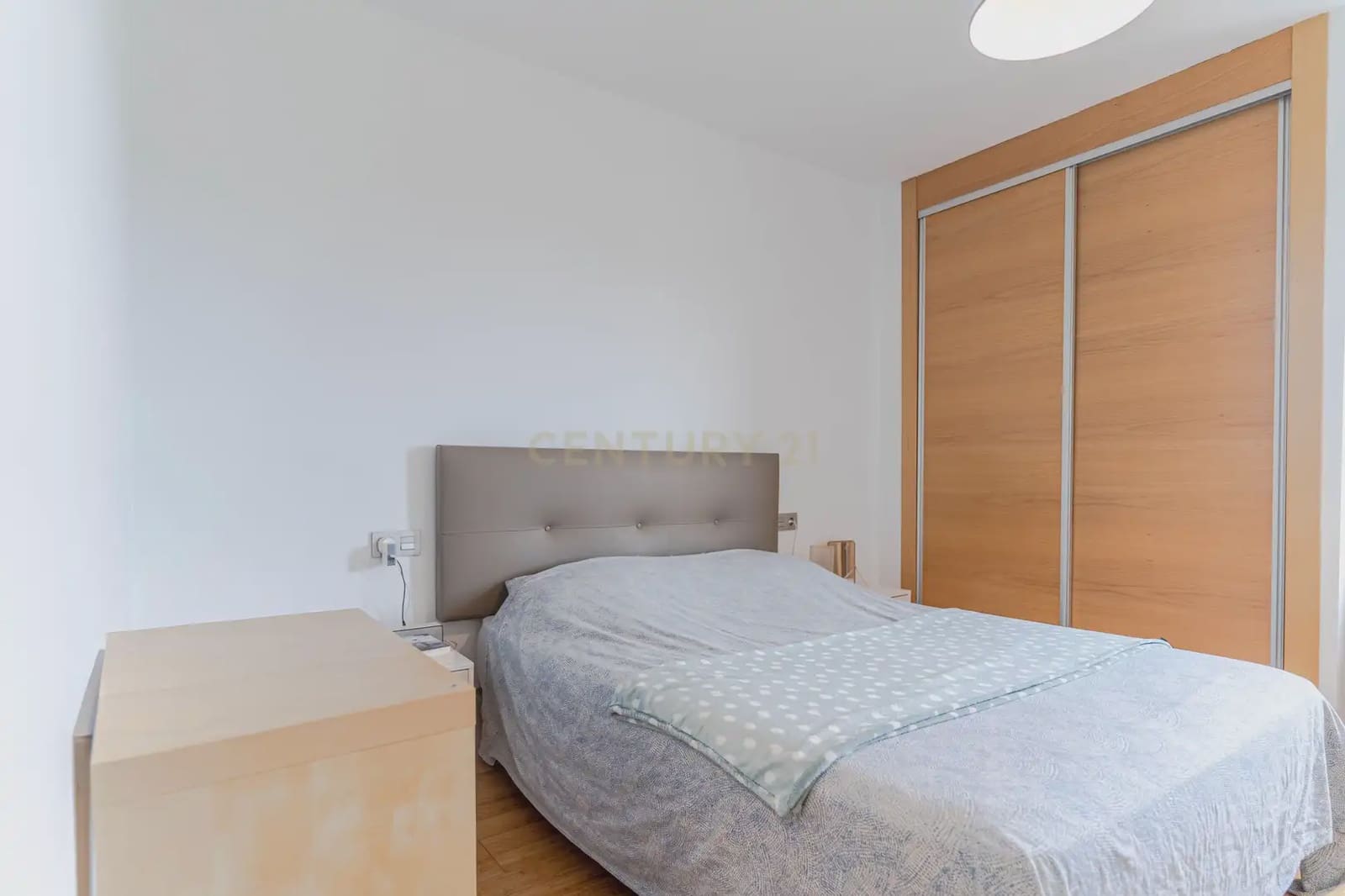 2 soveværelse Lejlighed til salg i Granada by med swimmingpool - € 194.000 (Ref: 9865542)
