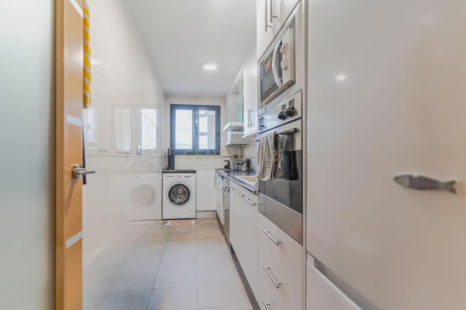 2 soveværelse Lejlighed til salg i Granada by med swimmingpool - € 194.000 (Ref: 9865542)