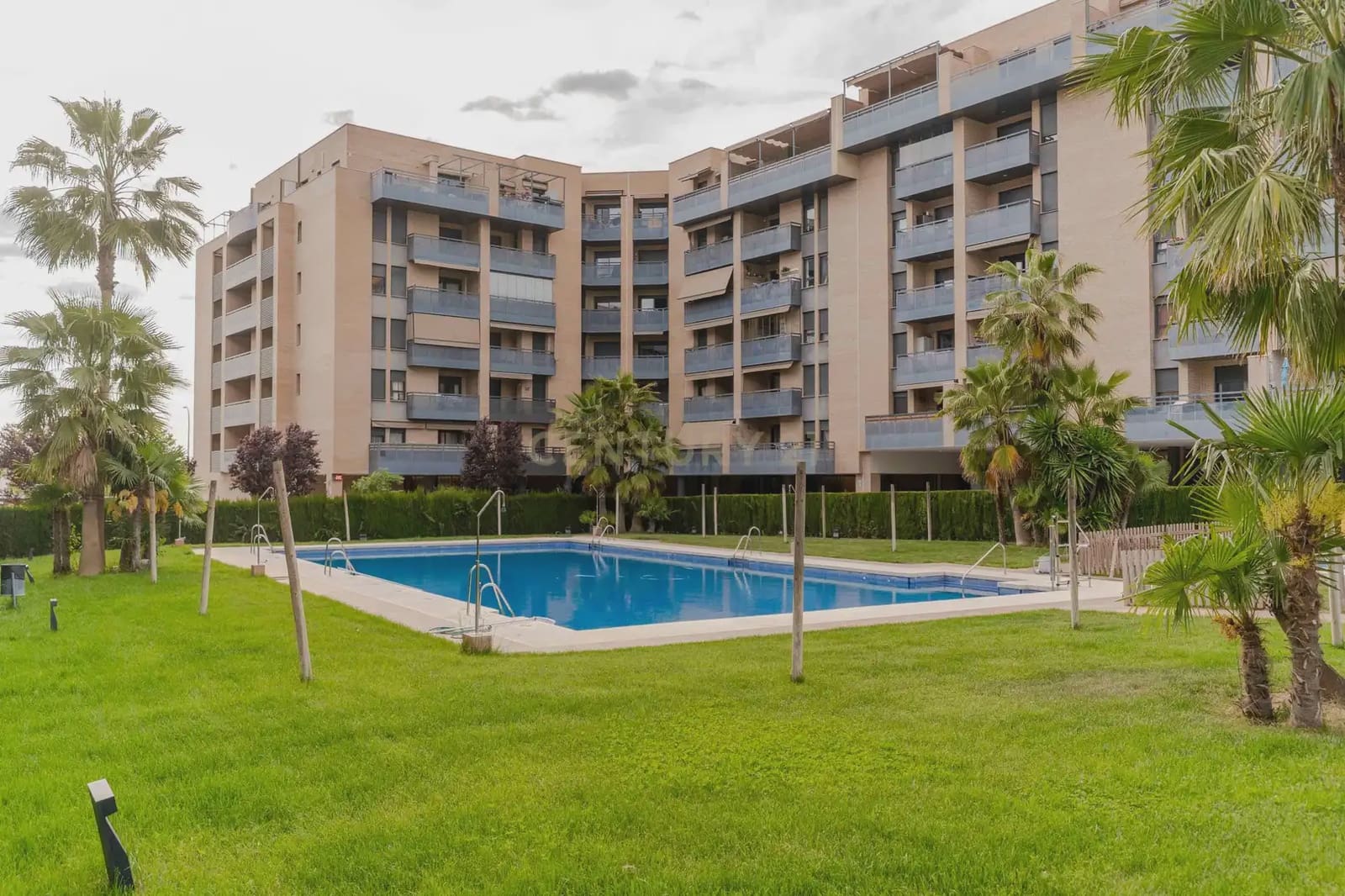 2 soveværelse Lejlighed til salg i Granada by med swimmingpool - € 194.000 (Ref: 9865542)