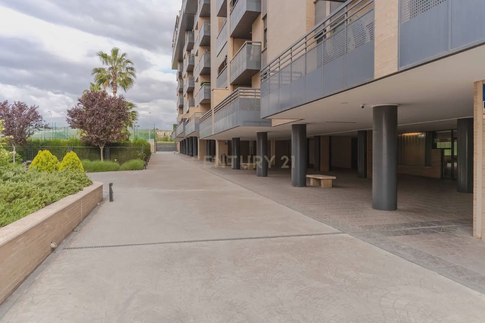 2 soveværelse Lejlighed til salg i Granada by med swimmingpool - € 194.000 (Ref: 9865542)
