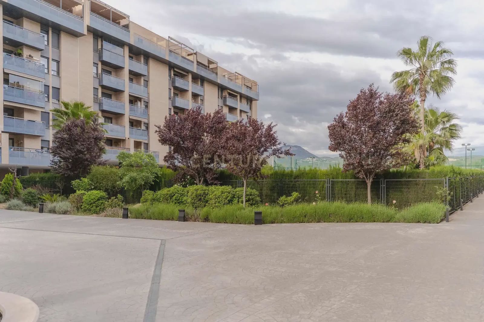 2 soveværelse Lejlighed til salg i Granada by med swimmingpool - € 194.000 (Ref: 9865542)