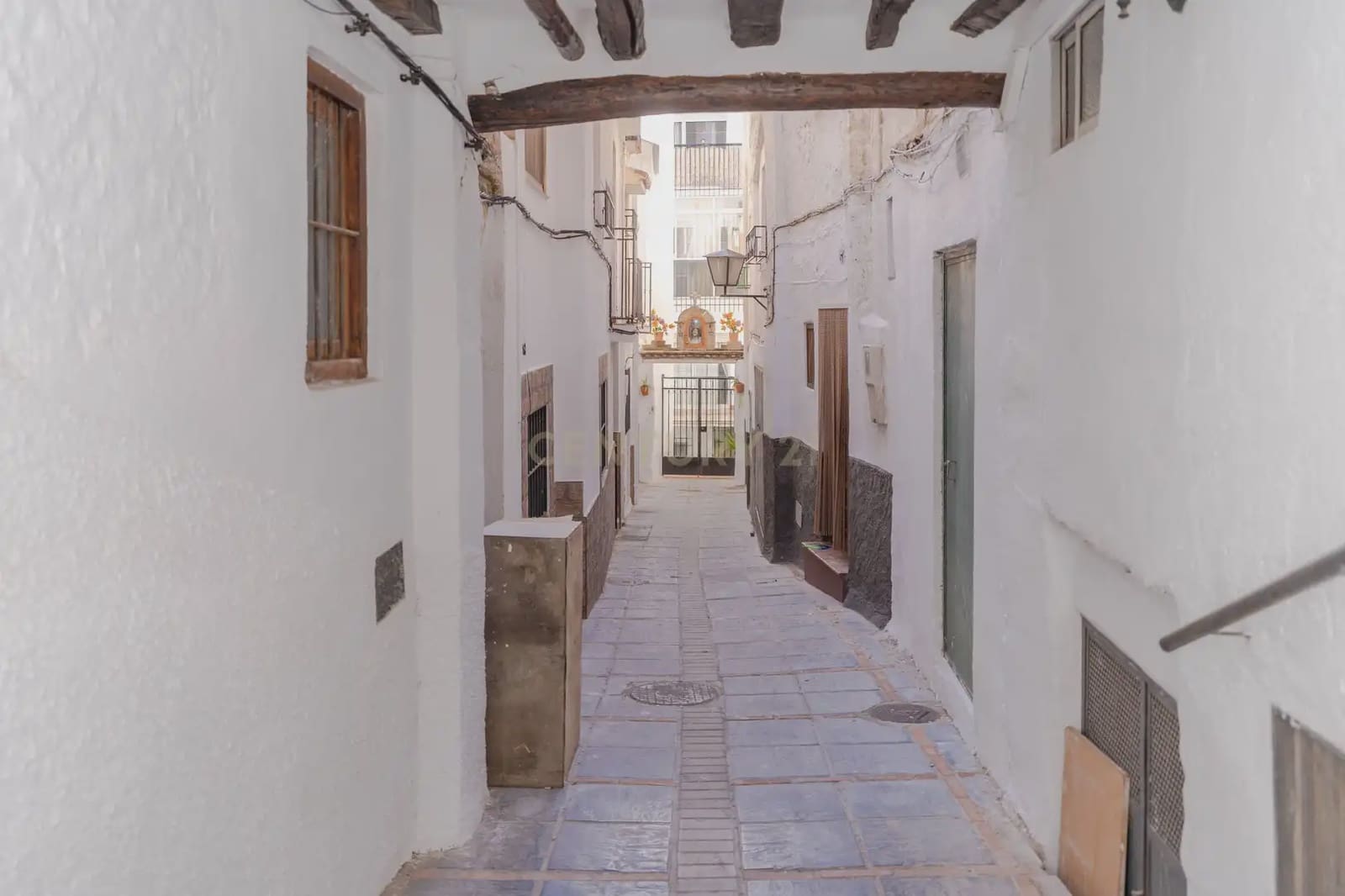 2 bedroom Townhouse for sale in Lanjaron - € 43,000 (Ref: 9866200)