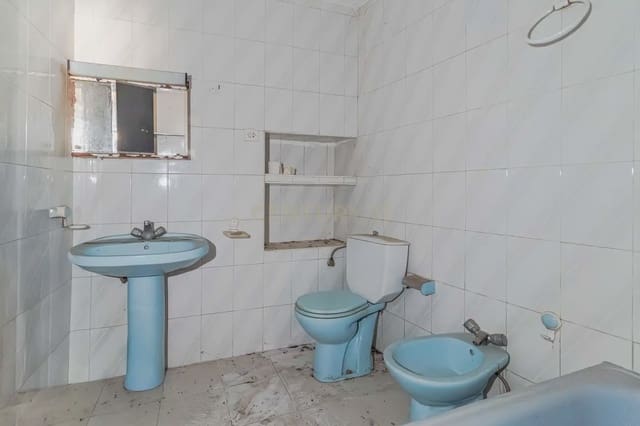 2 slaapkamer Huis te koop in Lanjarón - € 43.000 (Ref: 9866200)