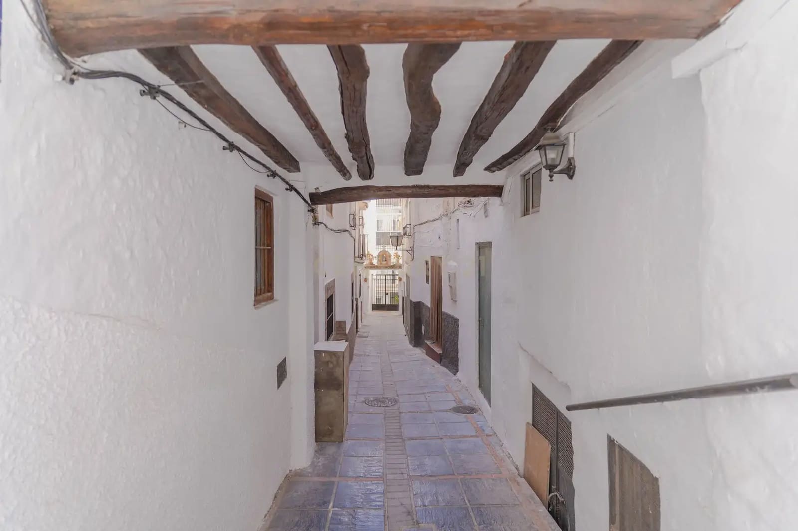 2 bedroom Townhouse for sale in Lanjaron - € 43,000 (Ref: 9866200)