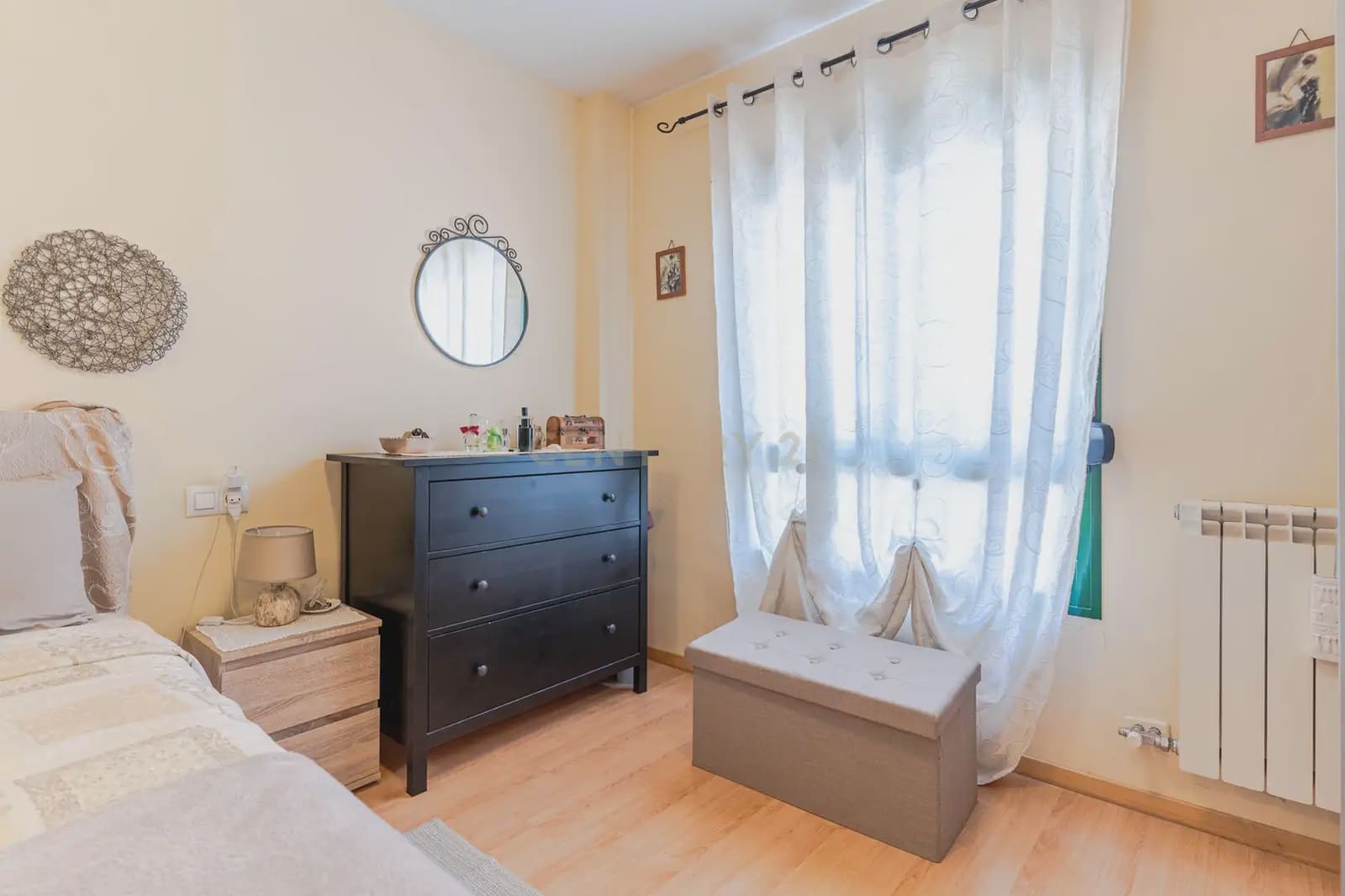 2 bedroom Apartment for sale in Huetor Vega with pool - € 175,000 (Ref: 9867694)
