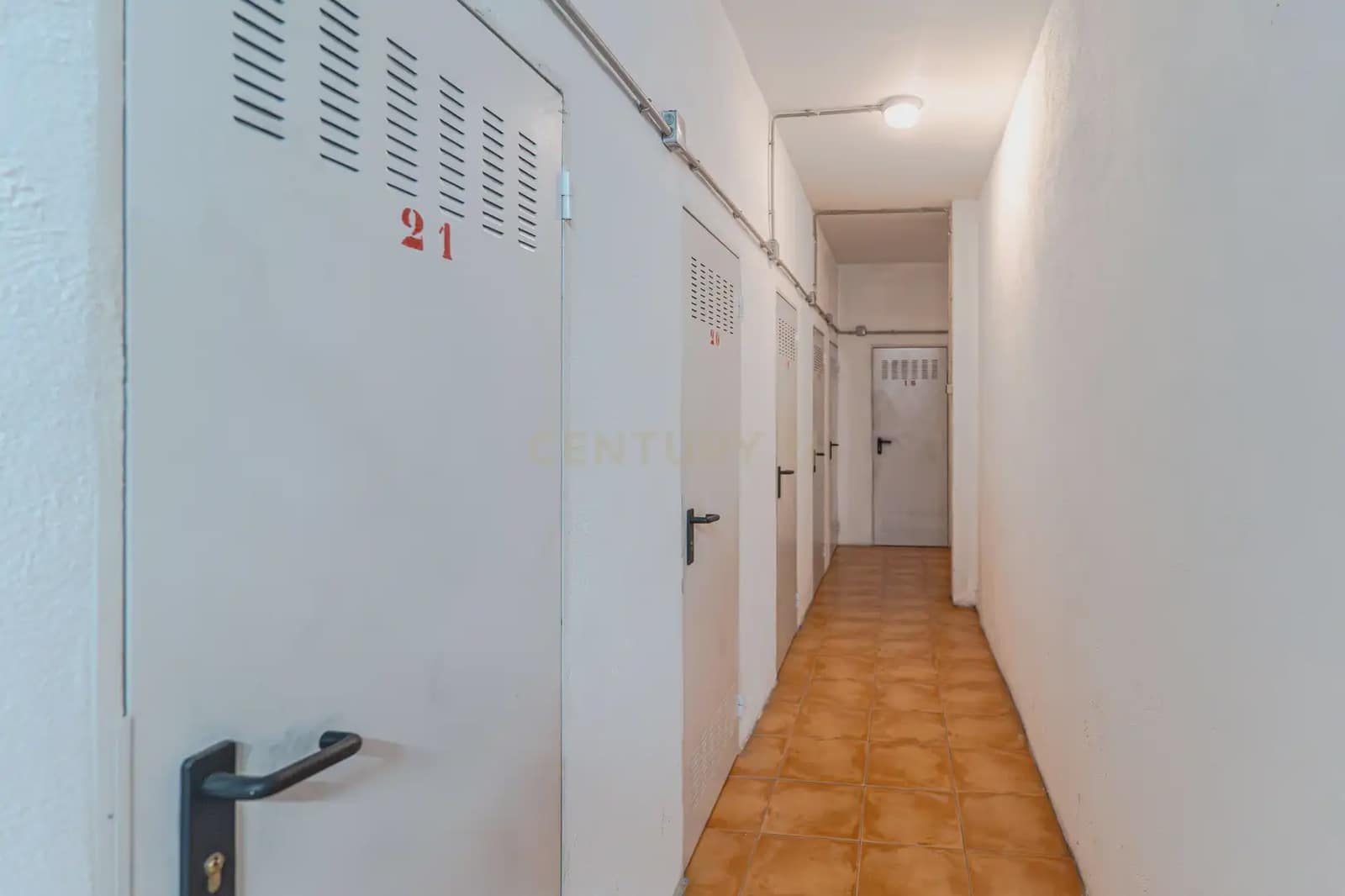2 bedroom Apartment for sale in Huetor Vega with pool - € 175,000 (Ref: 9867694)
