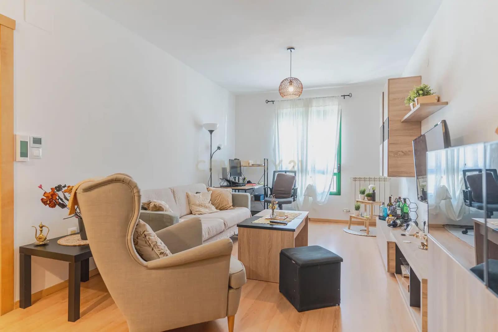 2 bedroom Apartment for sale in Huetor Vega with pool - € 175,000 (Ref: 9867694)