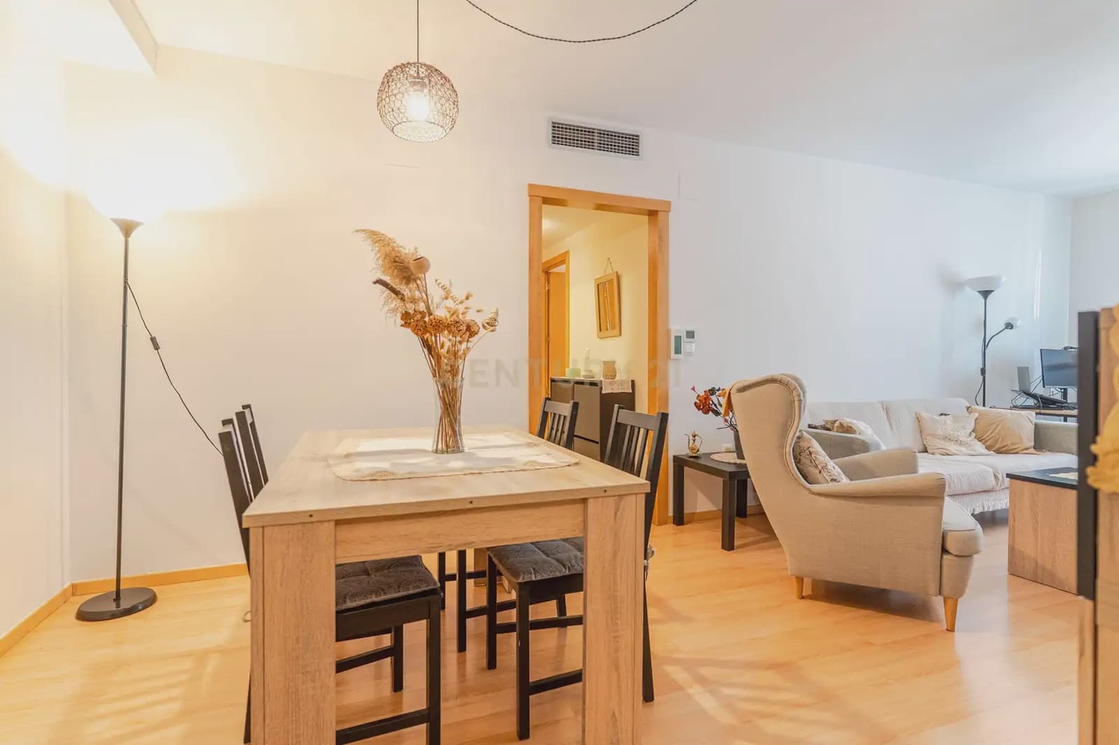 2 bedroom Apartment for sale in Huetor Vega with pool - € 175,000 (Ref: 9867694)