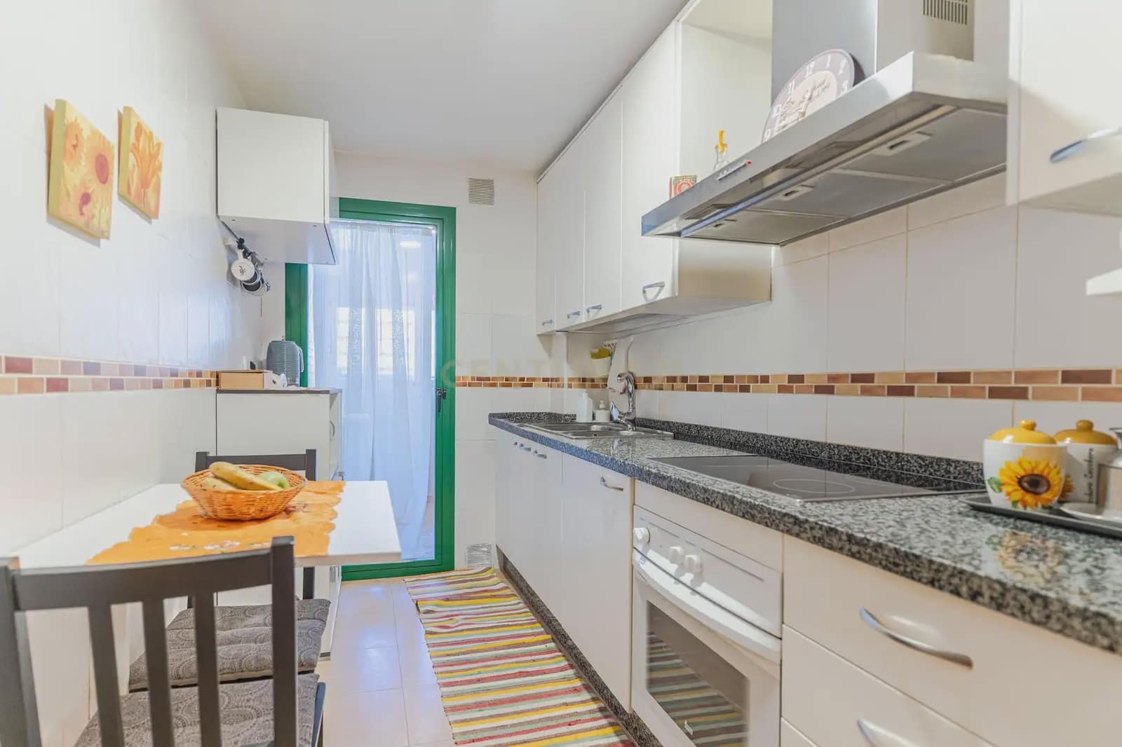 2 bedroom Apartment for sale in Huetor Vega with pool - € 175,000 (Ref: 9867694)