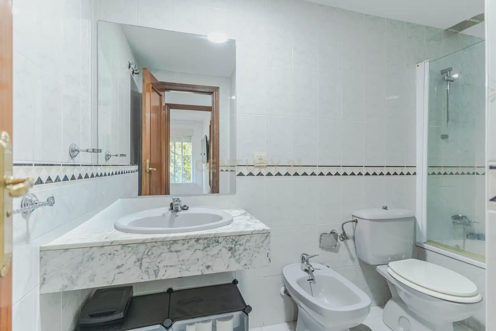 4 slaapkamer Flat te koop in Granada stad - € 309.900 (Ref: 9867937)