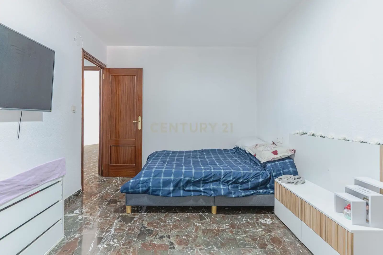 4 slaapkamer Flat te koop in Granada stad - € 309.900 (Ref: 9867937)
