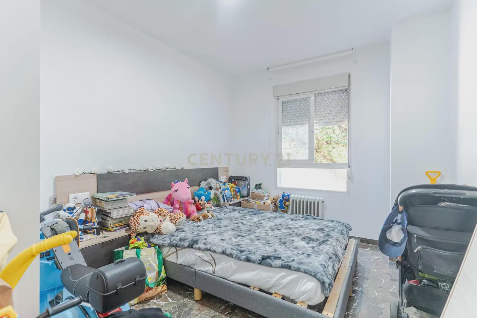 4 slaapkamer Flat te koop in Granada stad - € 309.900 (Ref: 9867937)