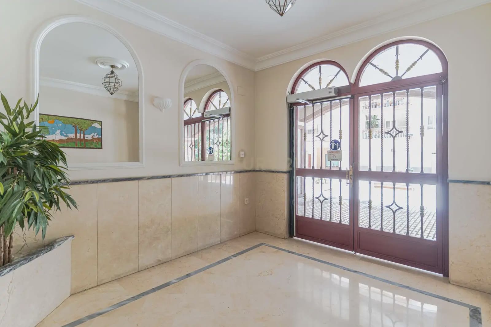 4 slaapkamer Flat te koop in Granada stad - € 309.900 (Ref: 9867937)