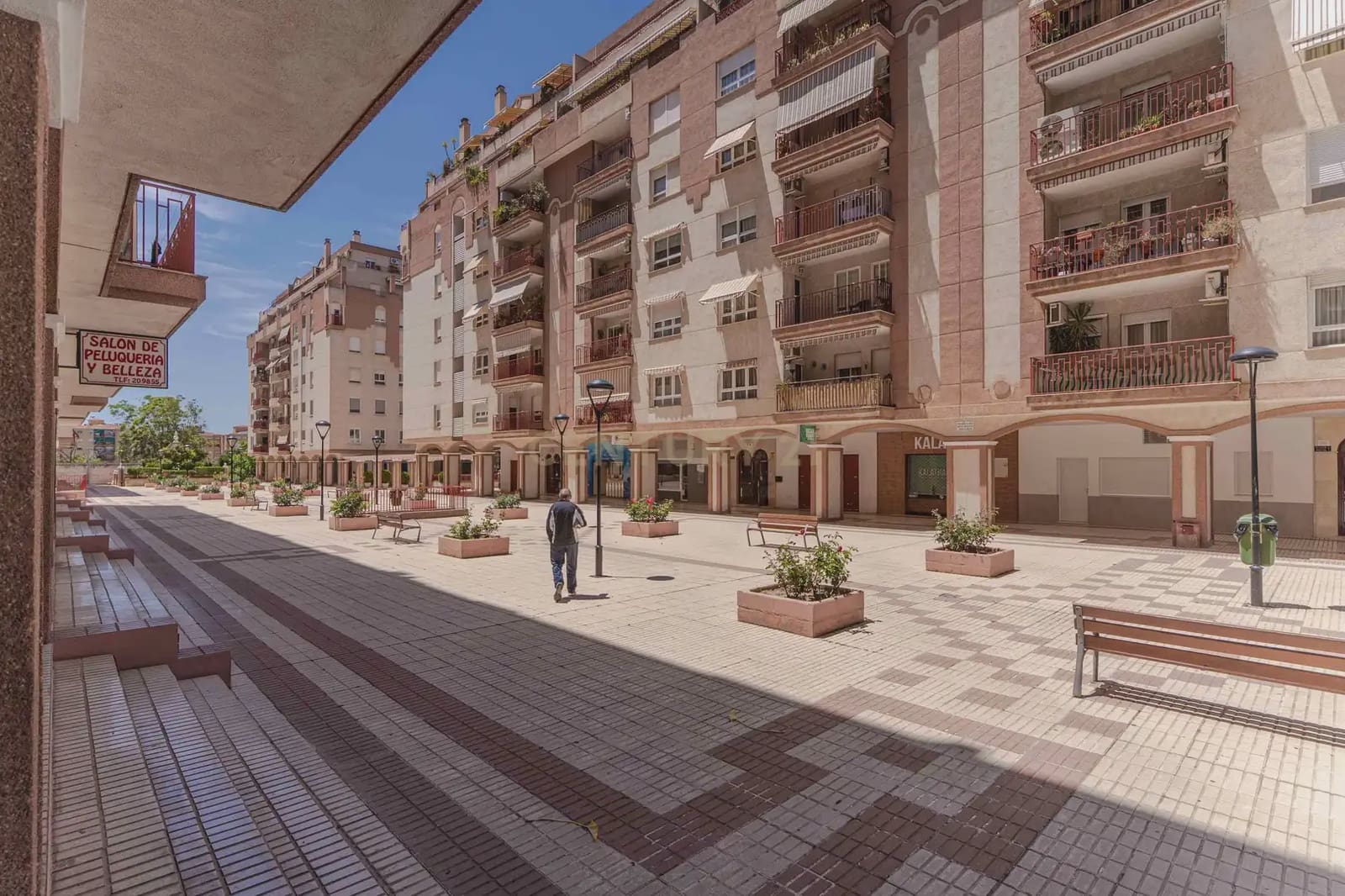 4 slaapkamer Flat te koop in Granada stad - € 309.900 (Ref: 9867937)
