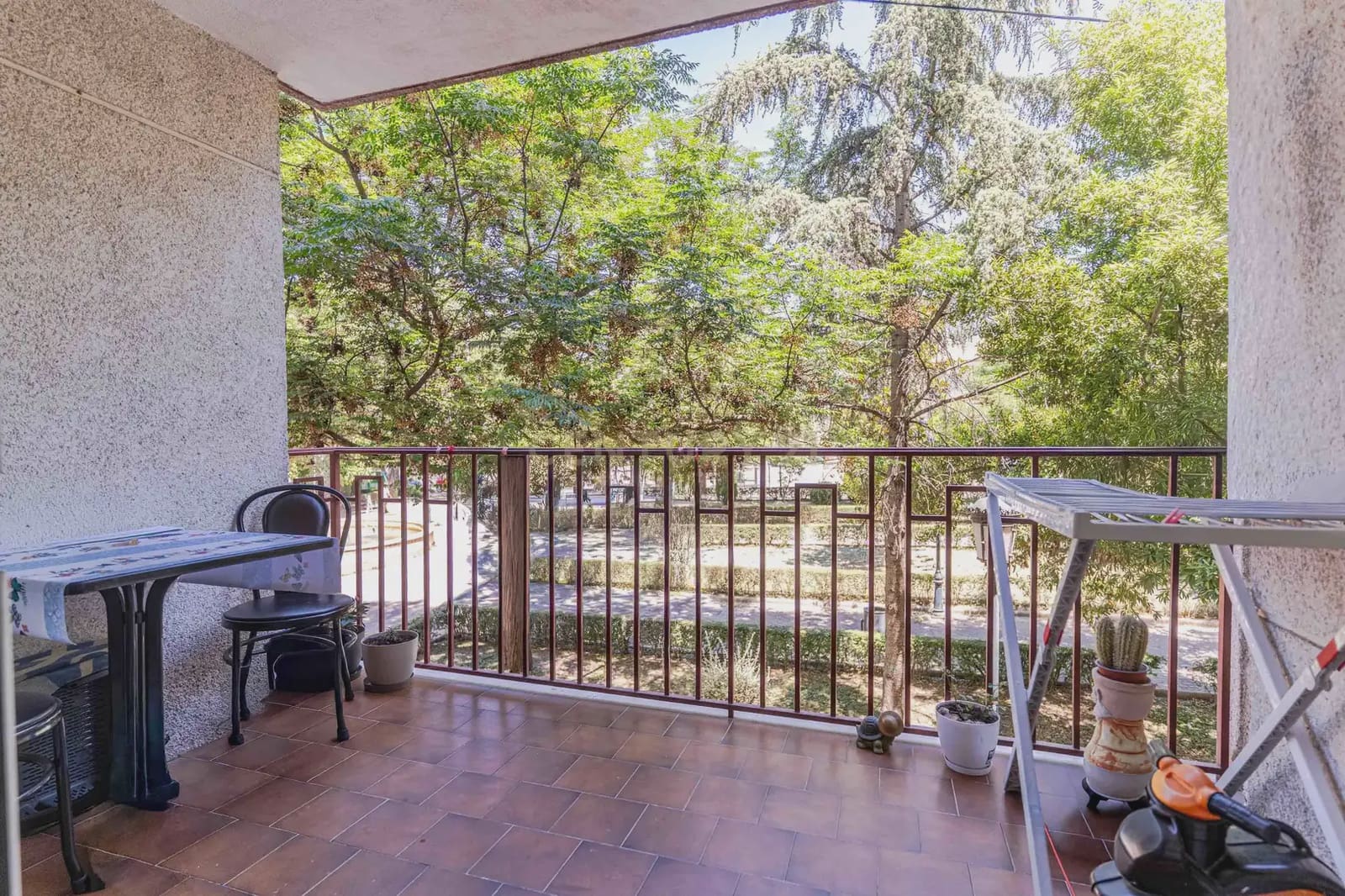 4 slaapkamer Flat te koop in Granada stad - € 309.900 (Ref: 9867937)