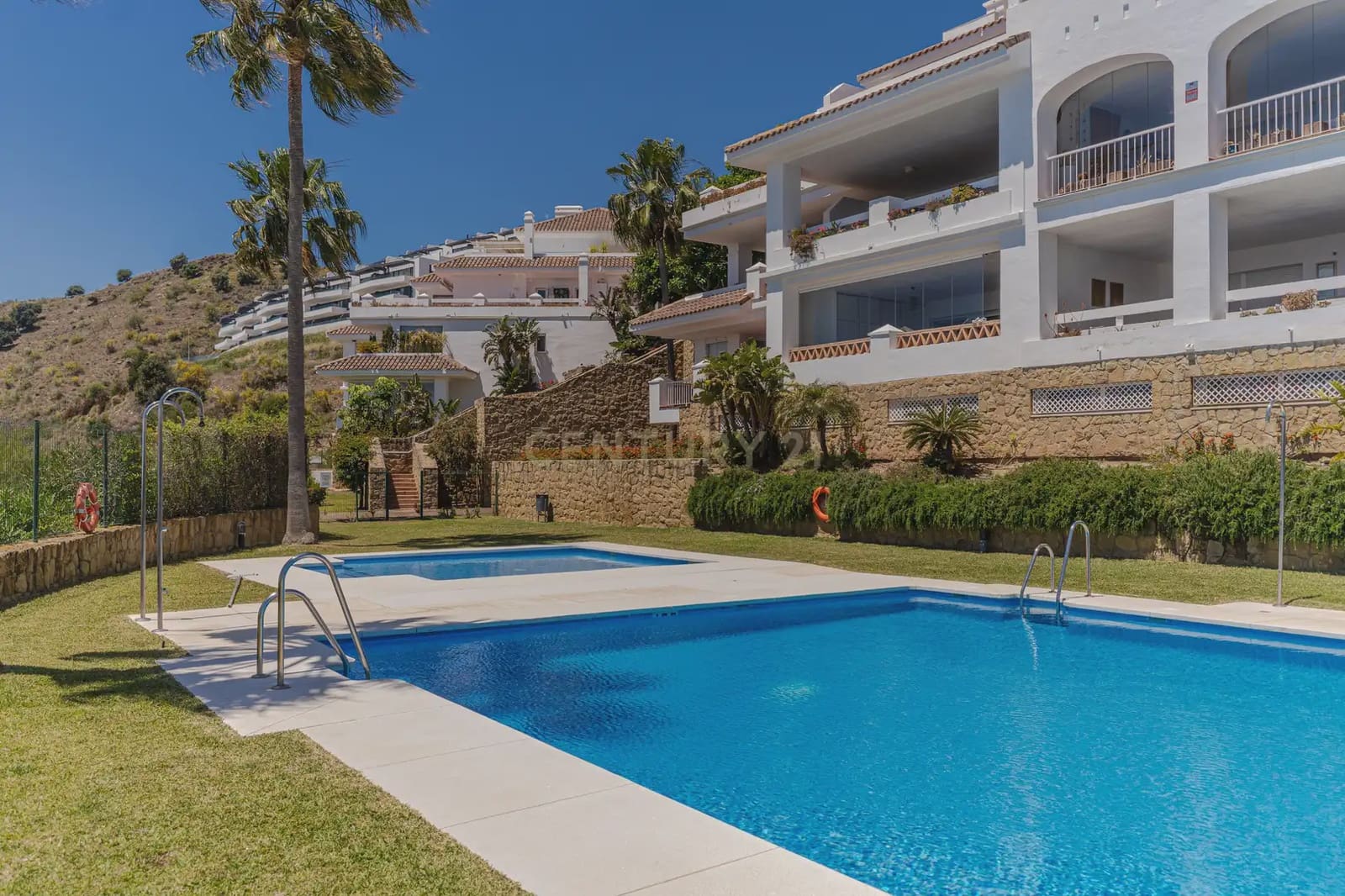 3 slaapkamer Flat te koop in Rincon de la Victoria met zwembad garage - € 410.000 (Ref: 9872111)