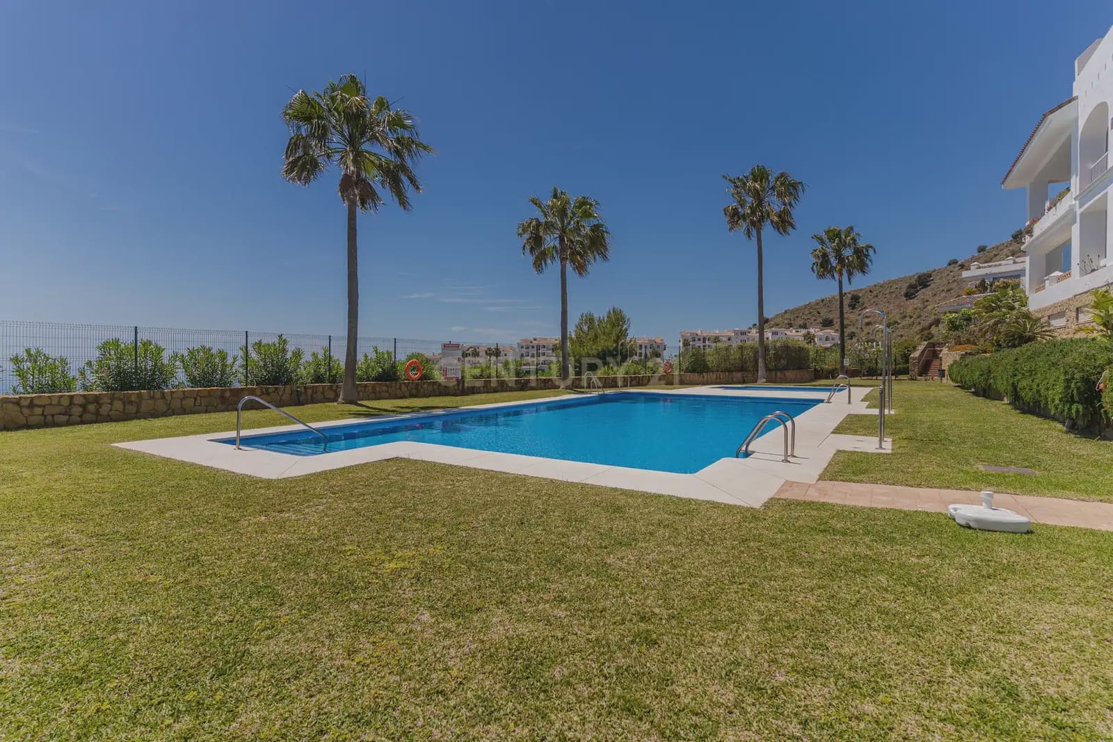 3 slaapkamer Flat te koop in Rincon de la Victoria met zwembad garage - € 410.000 (Ref: 9872111)