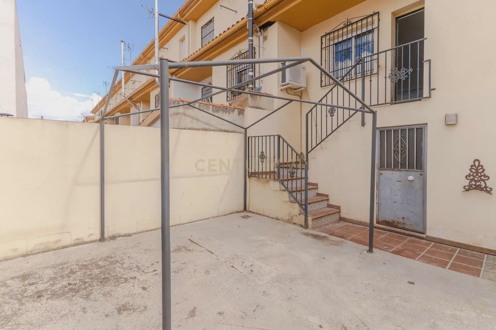 3 bedroom Townhouse for sale in Vegas del Genil - € 225,000 (Ref: 9872742)