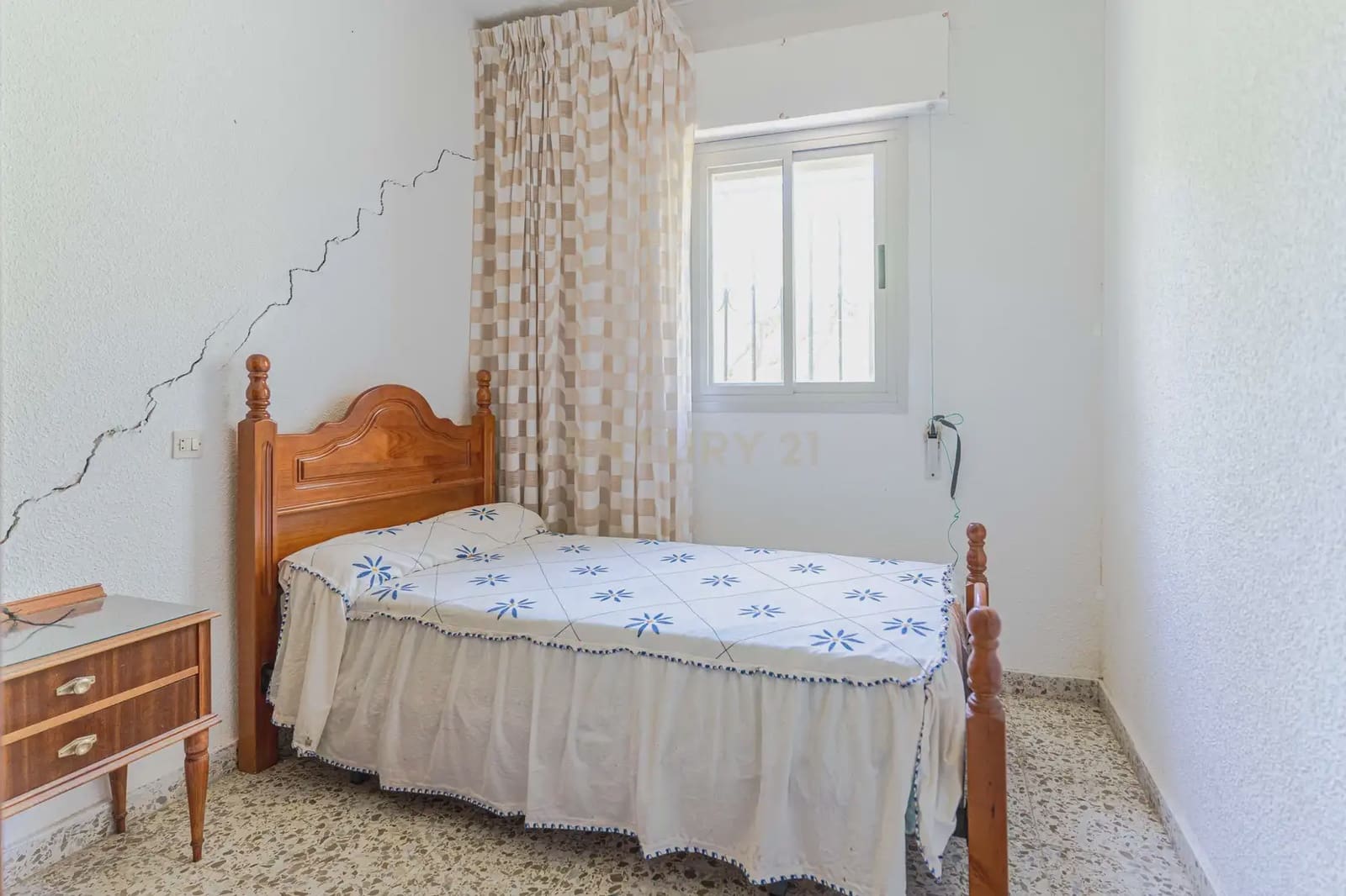 3 bedroom Finca/Country House for sale in Carataunas with pool garage - € 150,000 (Ref: 9889535)