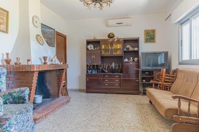 3 bedroom Finca/Country House for sale in Carataunas with pool garage - € 150,000 (Ref: 9889535)