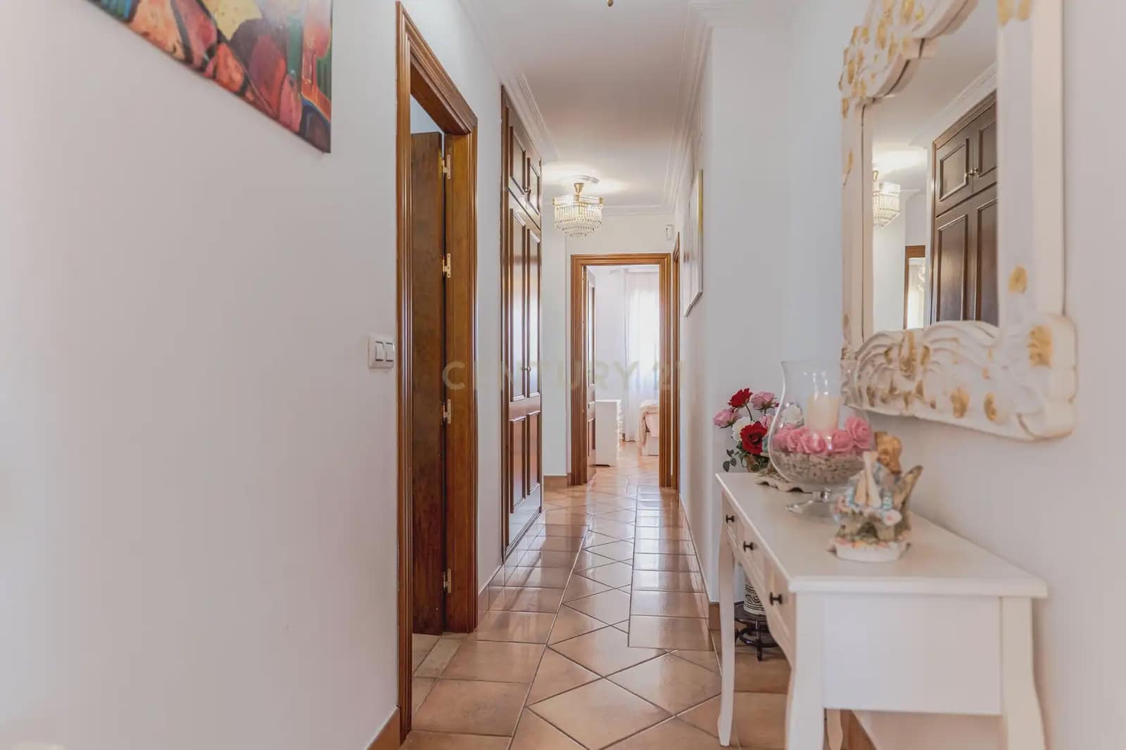 4 sypialnia Willa na sprzedaż w La Zubia z basenem garażem - 485 000 € (Ref: 9892974)