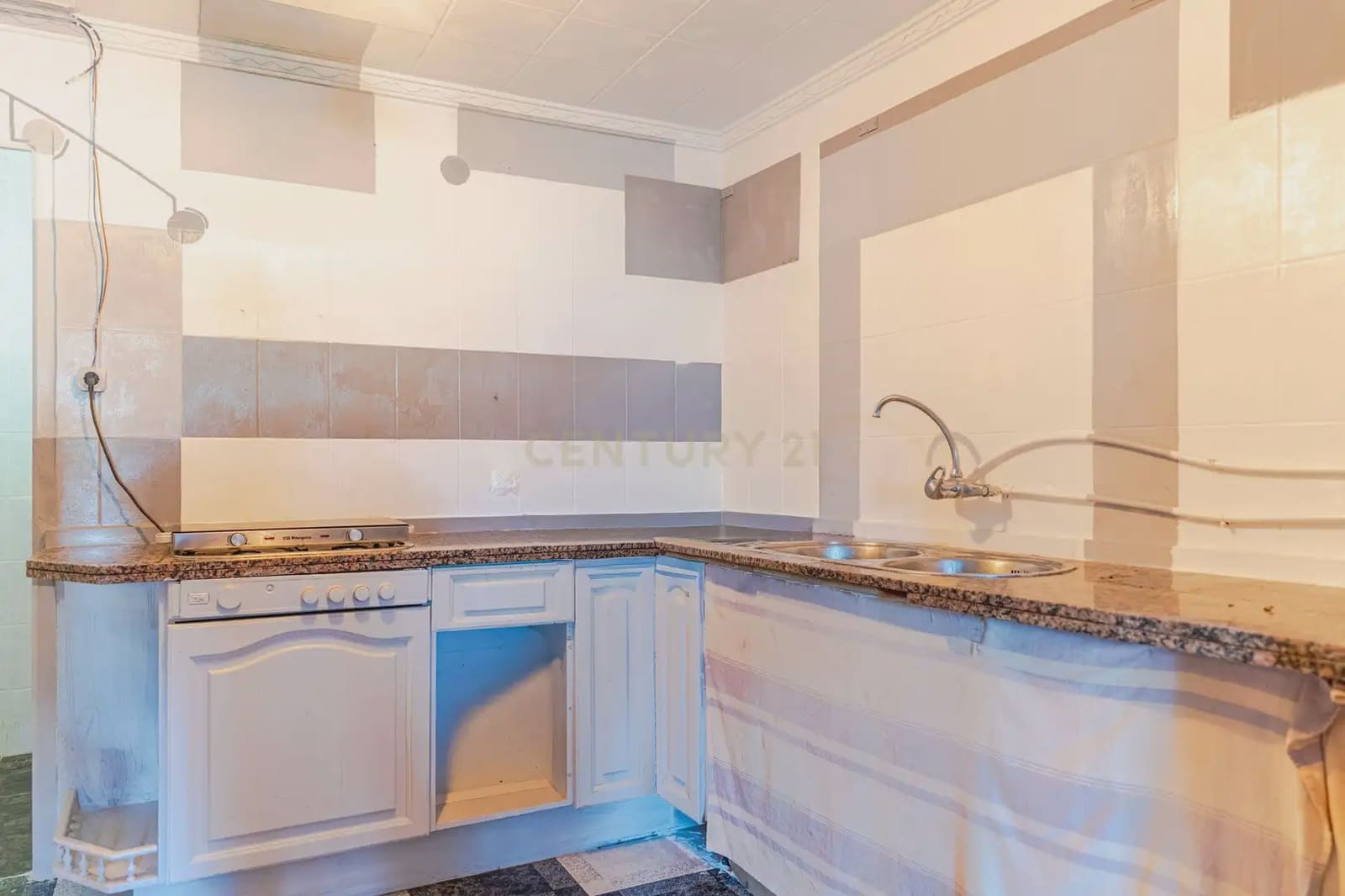 2 bedroom Townhouse for sale in Itrabo - € 57,500 (Ref: 9898472)
