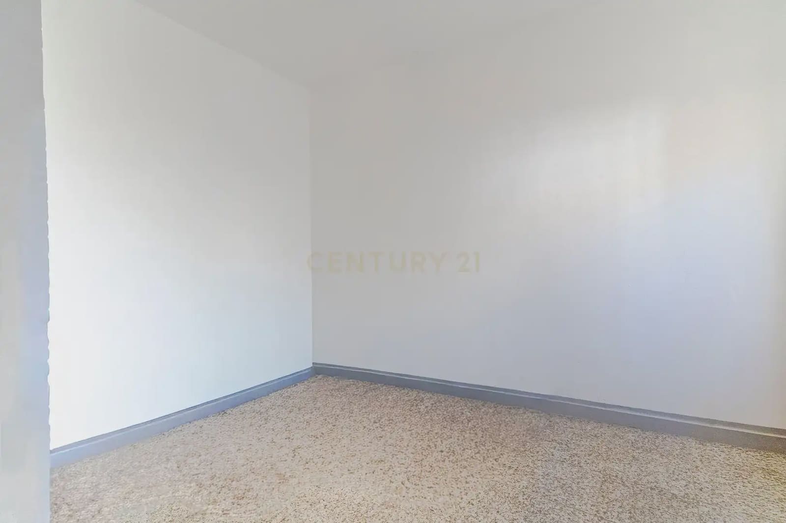 2 bedroom Townhouse for sale in Itrabo - € 57,500 (Ref: 9898472)