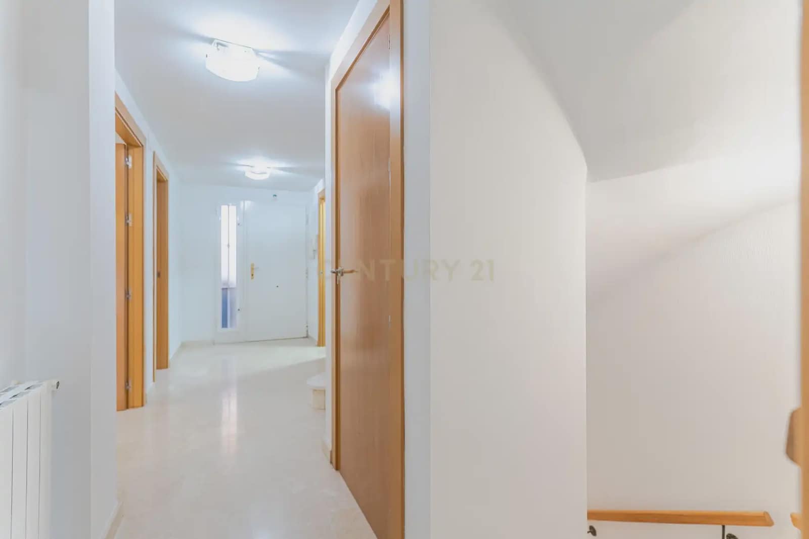 5 soverom Kjedet enebolig til salgs i La Zubia med svømmebasseng garasje - € 349 000 (Ref: 9902016)