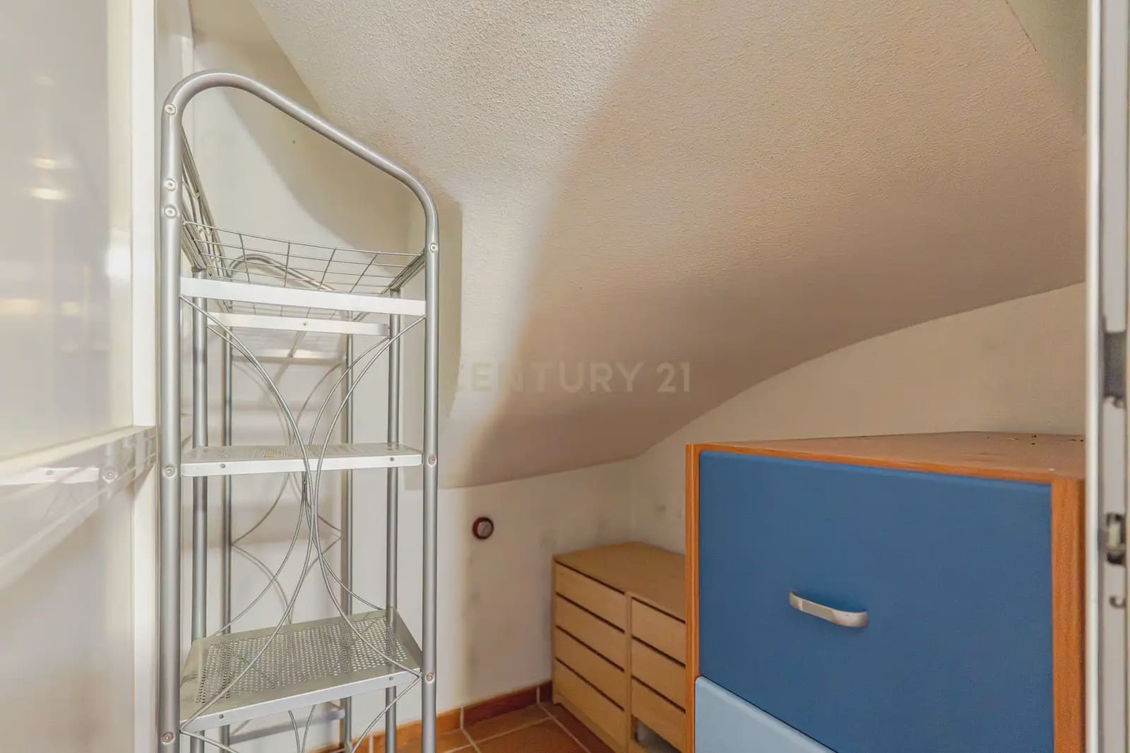 5 soverom Kjedet enebolig til salgs i La Zubia med svømmebasseng garasje - € 349 000 (Ref: 9902016)