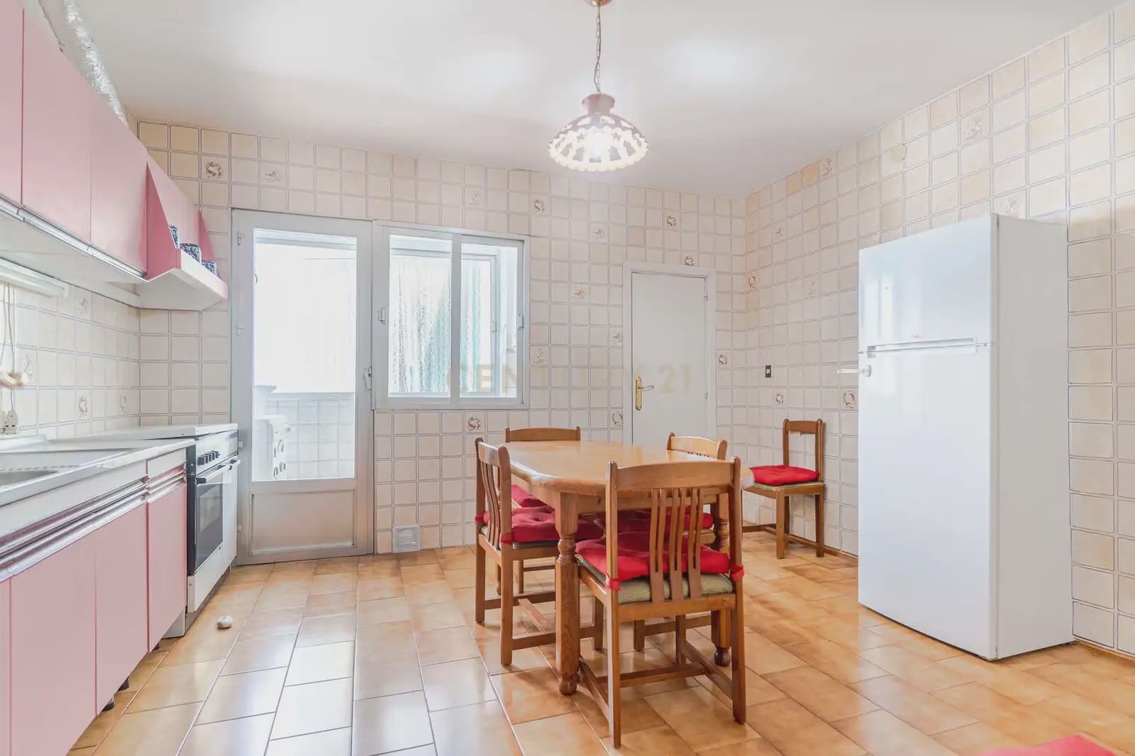 4 bedroom Apartment for sale in La Taha - € 105,000 (Ref: 9904953)