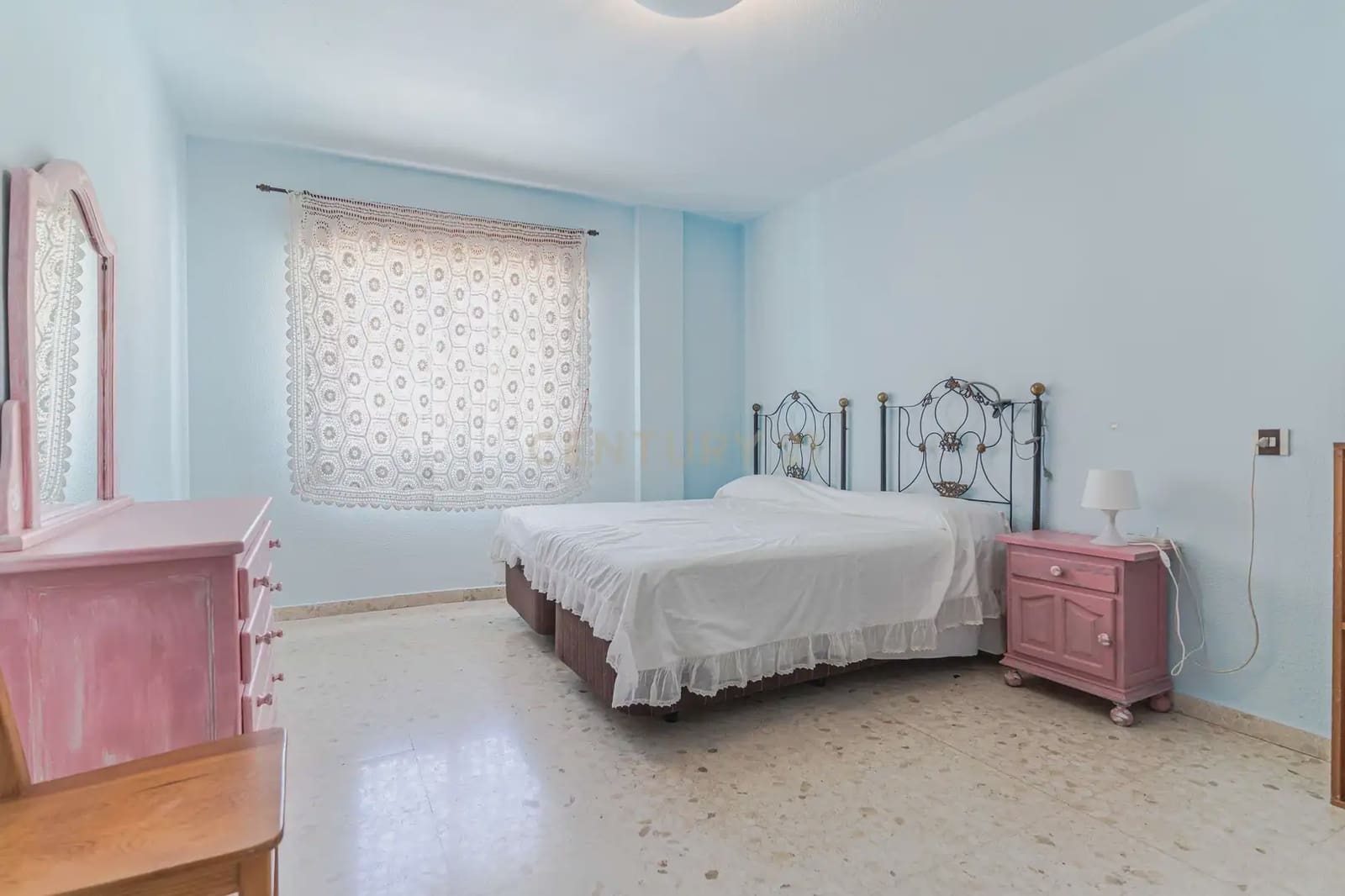 4 bedroom Apartment for sale in La Taha - € 105,000 (Ref: 9904953)