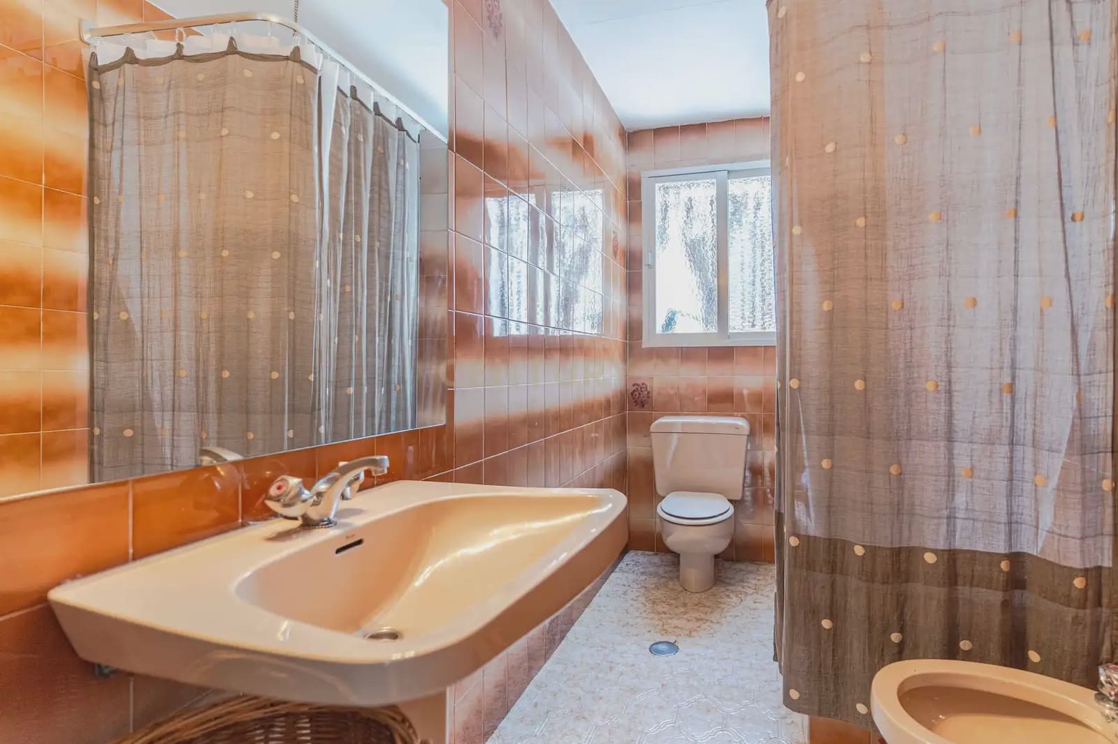 4 bedroom Apartment for sale in La Taha - € 105,000 (Ref: 9904953)