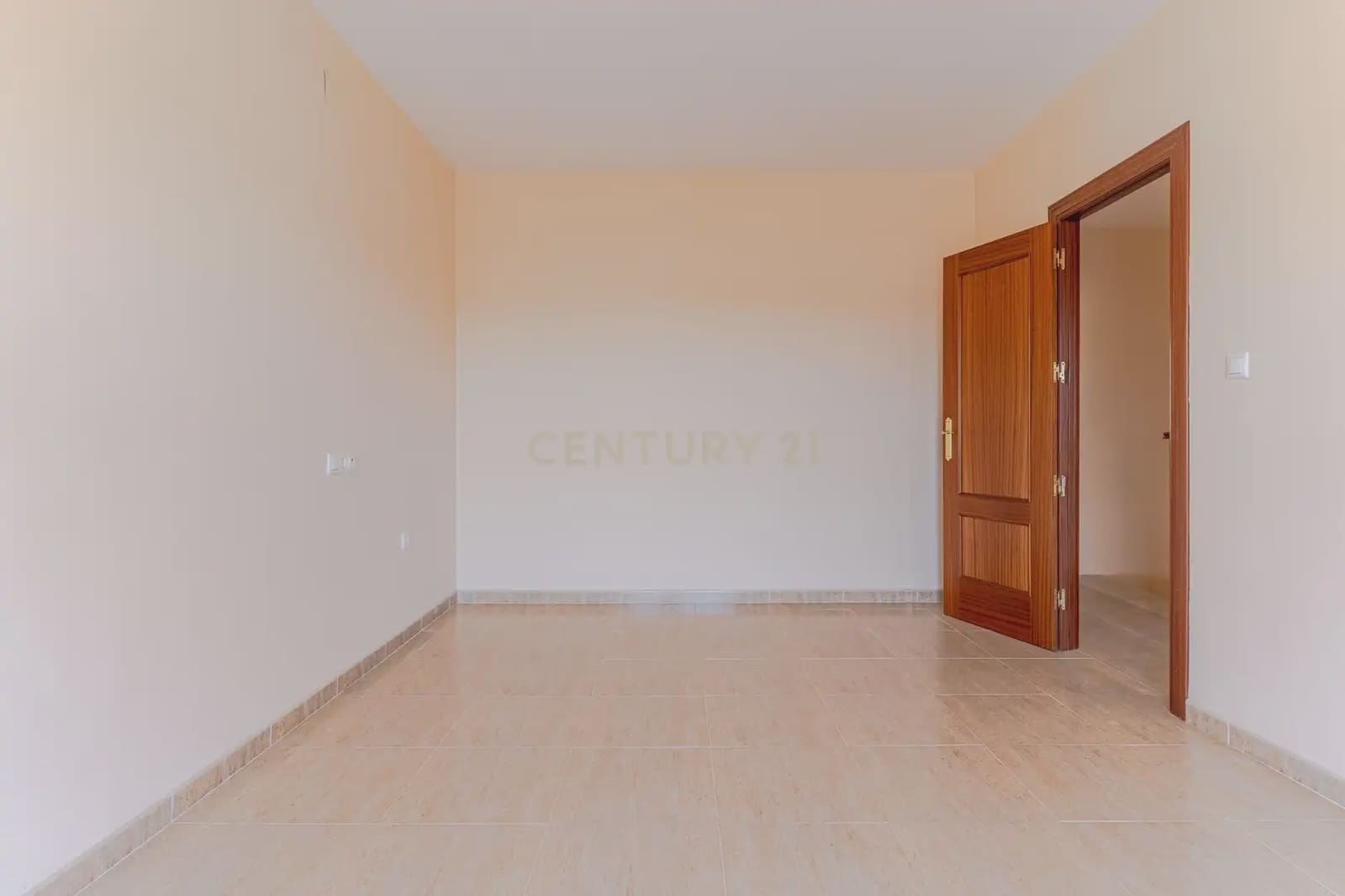 3 Zimmer Doppelhaus zu verkaufen in Fuente Vaqueros - 187.000 € (Ref: 9905085)