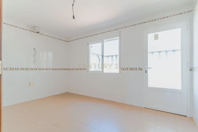 3 Zimmer Doppelhaus zu verkaufen in Fuente Vaqueros - 187.000 € (Ref: 9905085)