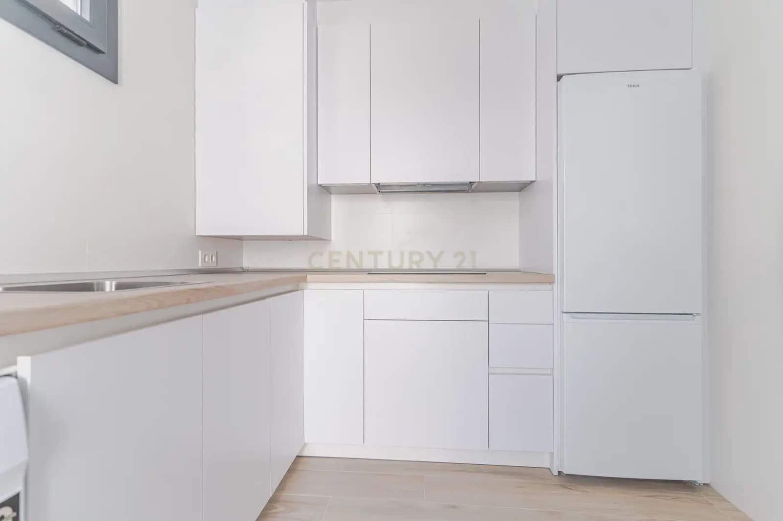 3 bedroom Townhouse for sale in Manilva - € 349,000 (Ref: 9905273)