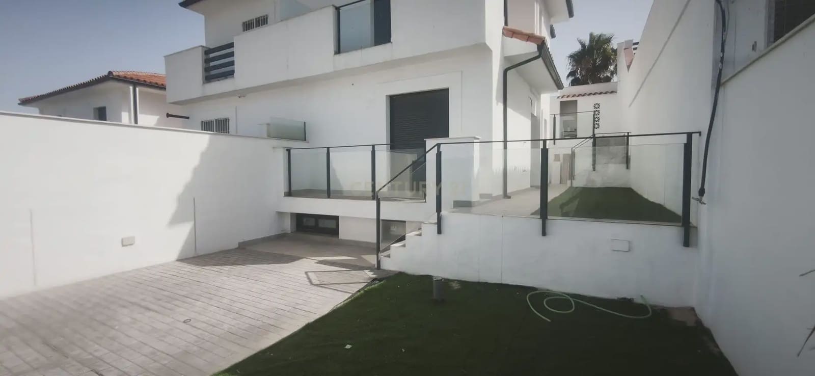 3 bedroom Townhouse for sale in Manilva - € 339,000 (Ref: 9905273)
