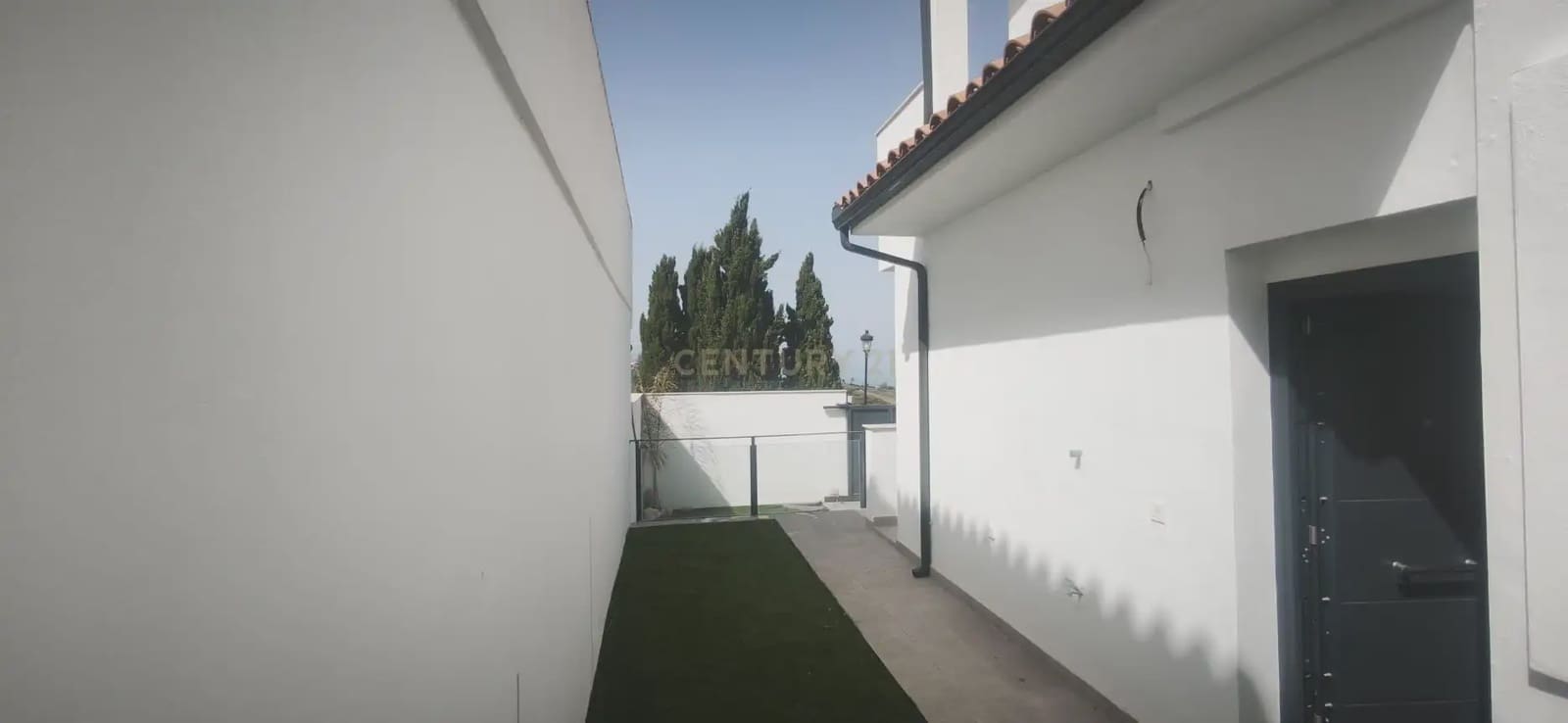 3 bedroom Townhouse for sale in Manilva - € 339,000 (Ref: 9905273)