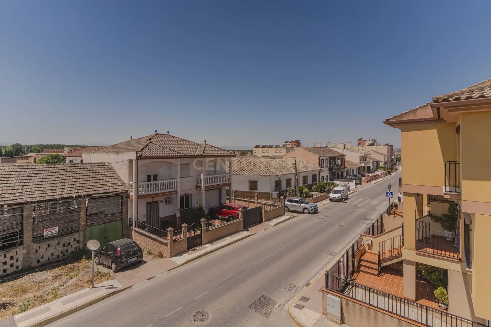 Pareado de 3 habitaciones en Fuente Vaqueros en venta - 187.000 € (Ref: 9909825)
