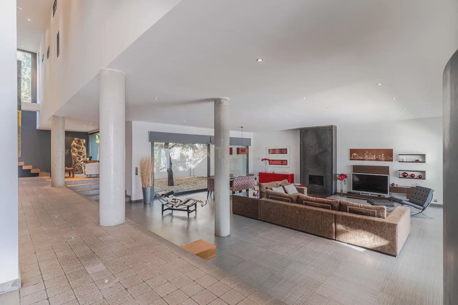 4 sovrum Villa till salu i Gojar med pool garage - 950 000 € (Ref: 9914603)