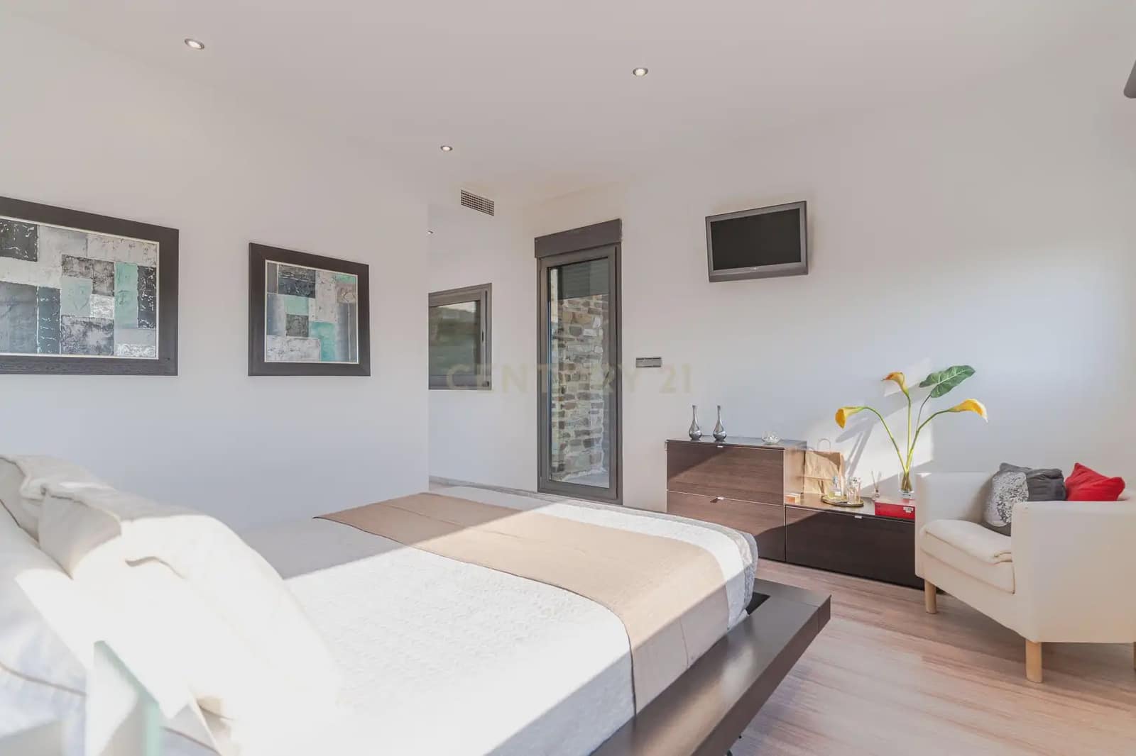 4 sovrum Villa till salu i Gojar med pool garage - 950 000 € (Ref: 9914603)