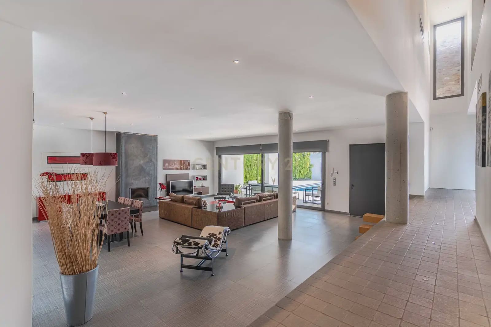 4 sovrum Villa till salu i Gojar med pool garage - 950 000 € (Ref: 9914603)