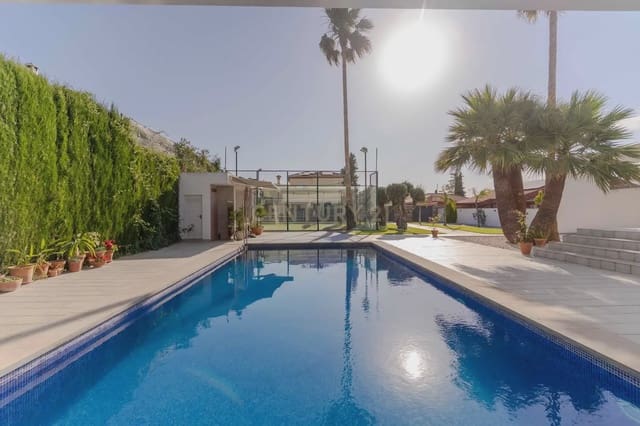 4 sovrum Villa till salu i Gójar med pool garage - 950 000 € (Ref: 9914603)