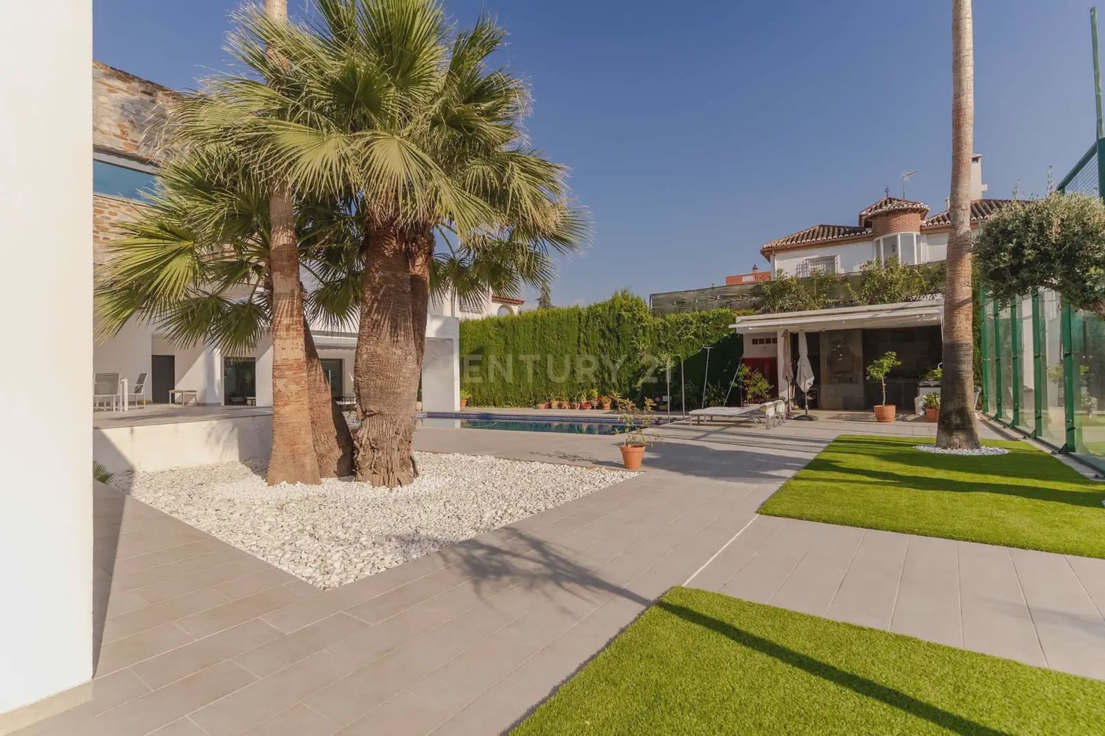 4 sovrum Villa till salu i Gojar med pool garage - 950 000 € (Ref: 9914603)